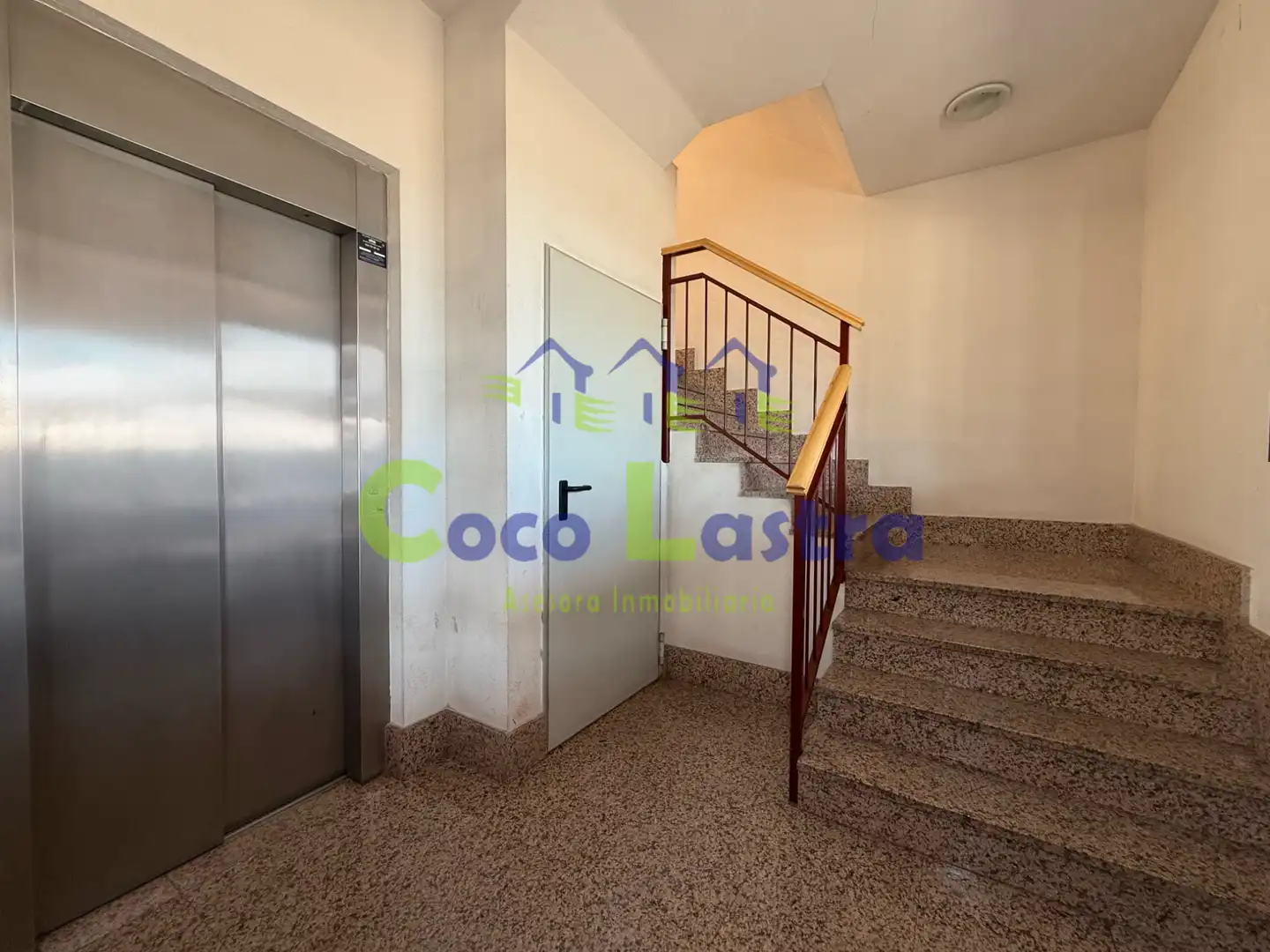 Piso en venta en Santa Marta de Tormes con Calefacción y Parquet