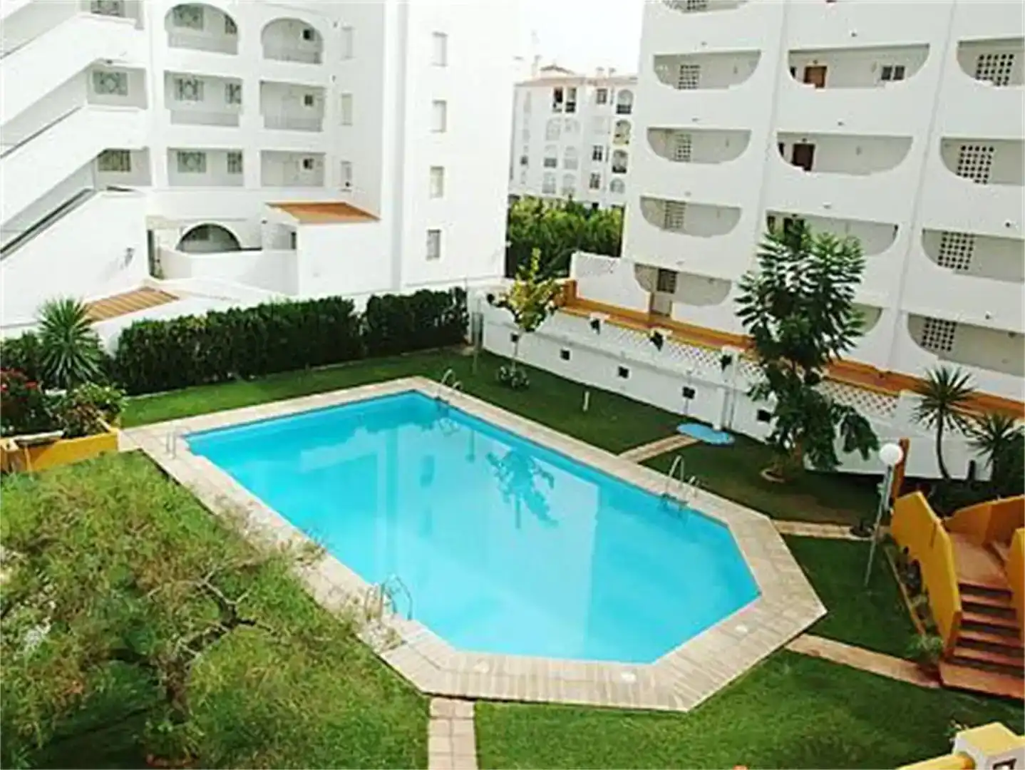 Piscina de Pis en venda en Almonte amb Piscina