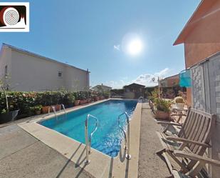 Swimming pool of House or chalet for sale in El Vendrell  with Air Conditioner, Heating and Private garden