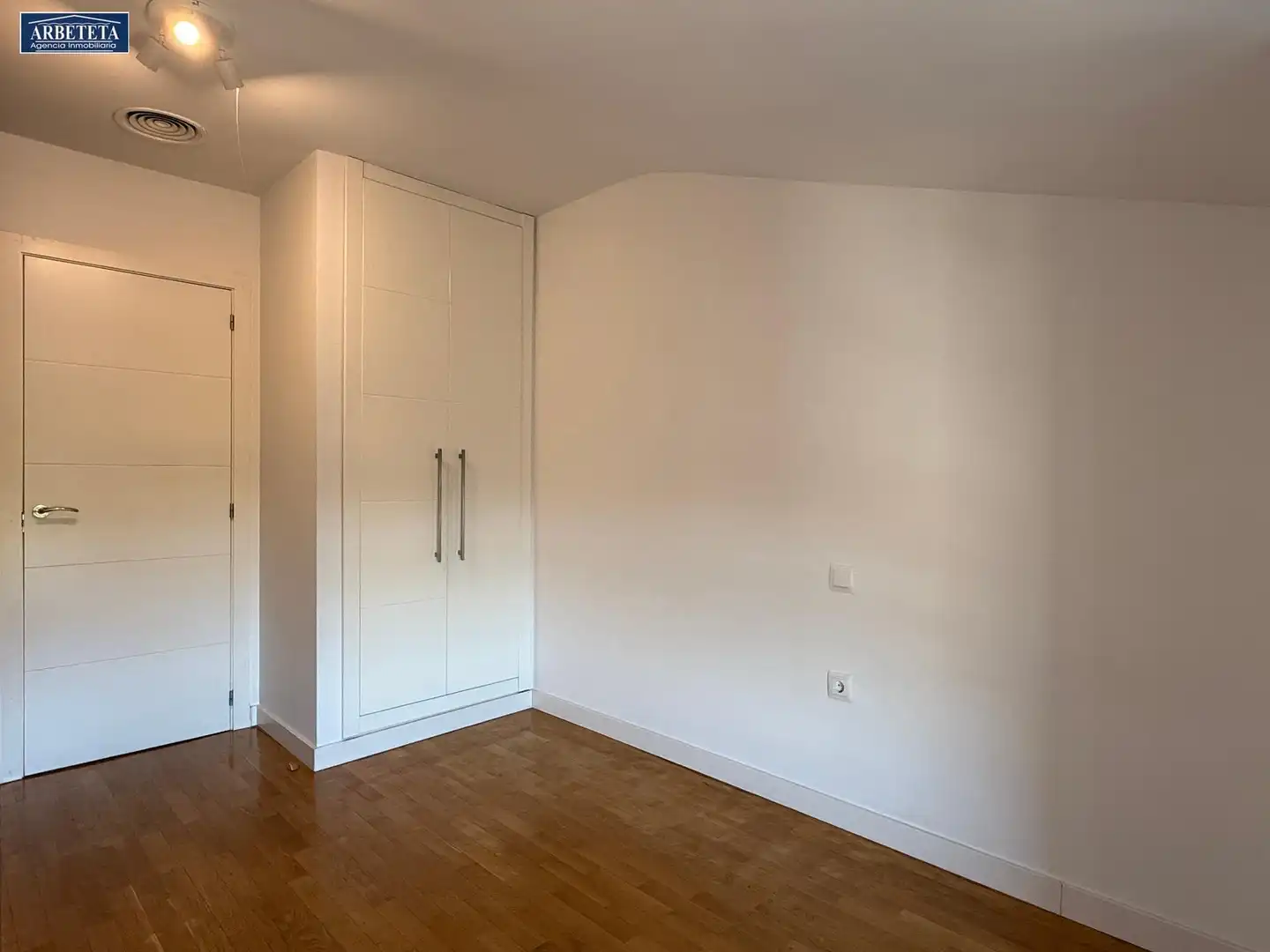 Schlafzimmer von Maisonette zur Miete in Guadalajara mit Klimaanlage, Heizung und Parkett