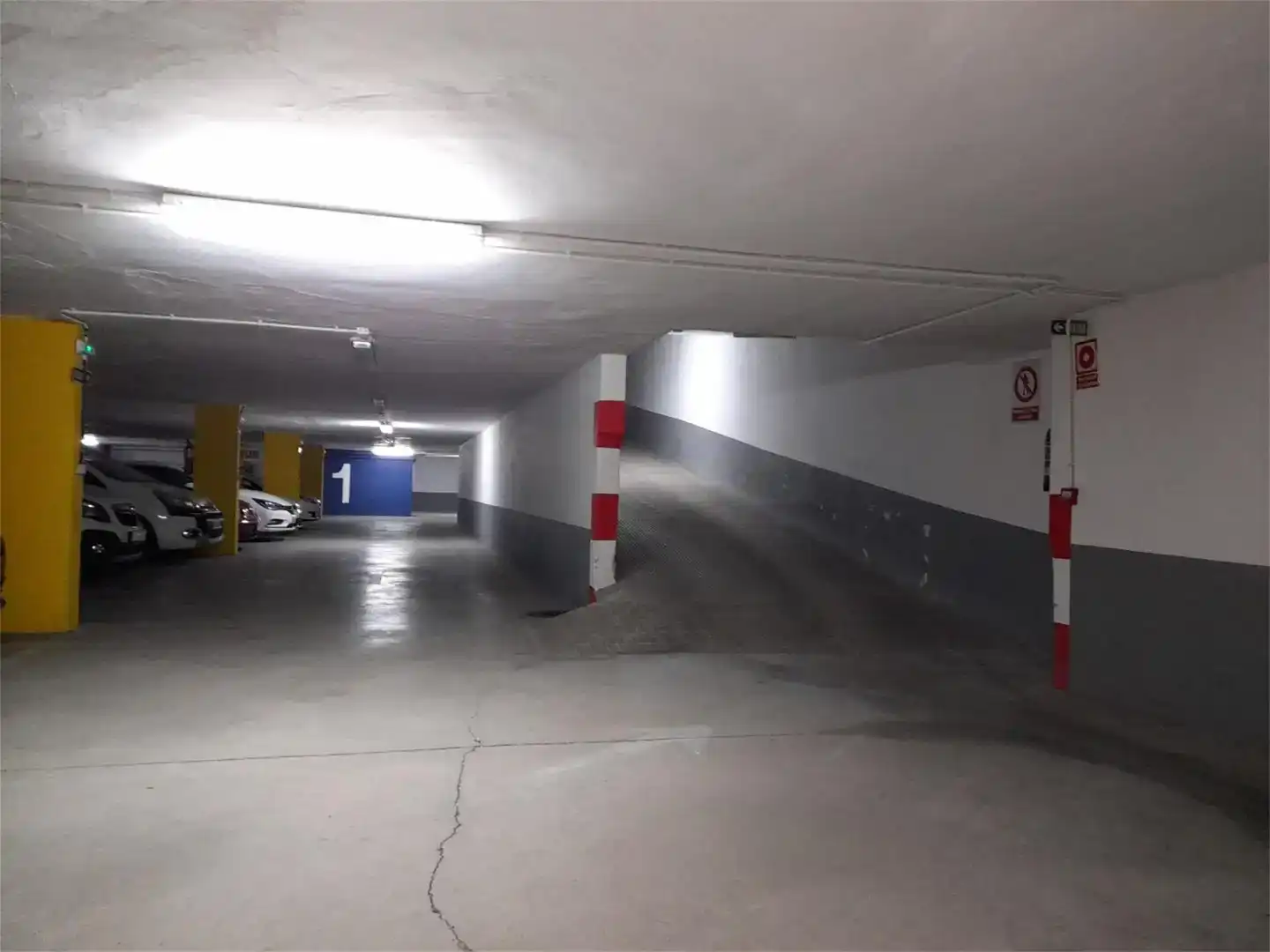 Garage for rent in Calle República Argentina, Tafalla