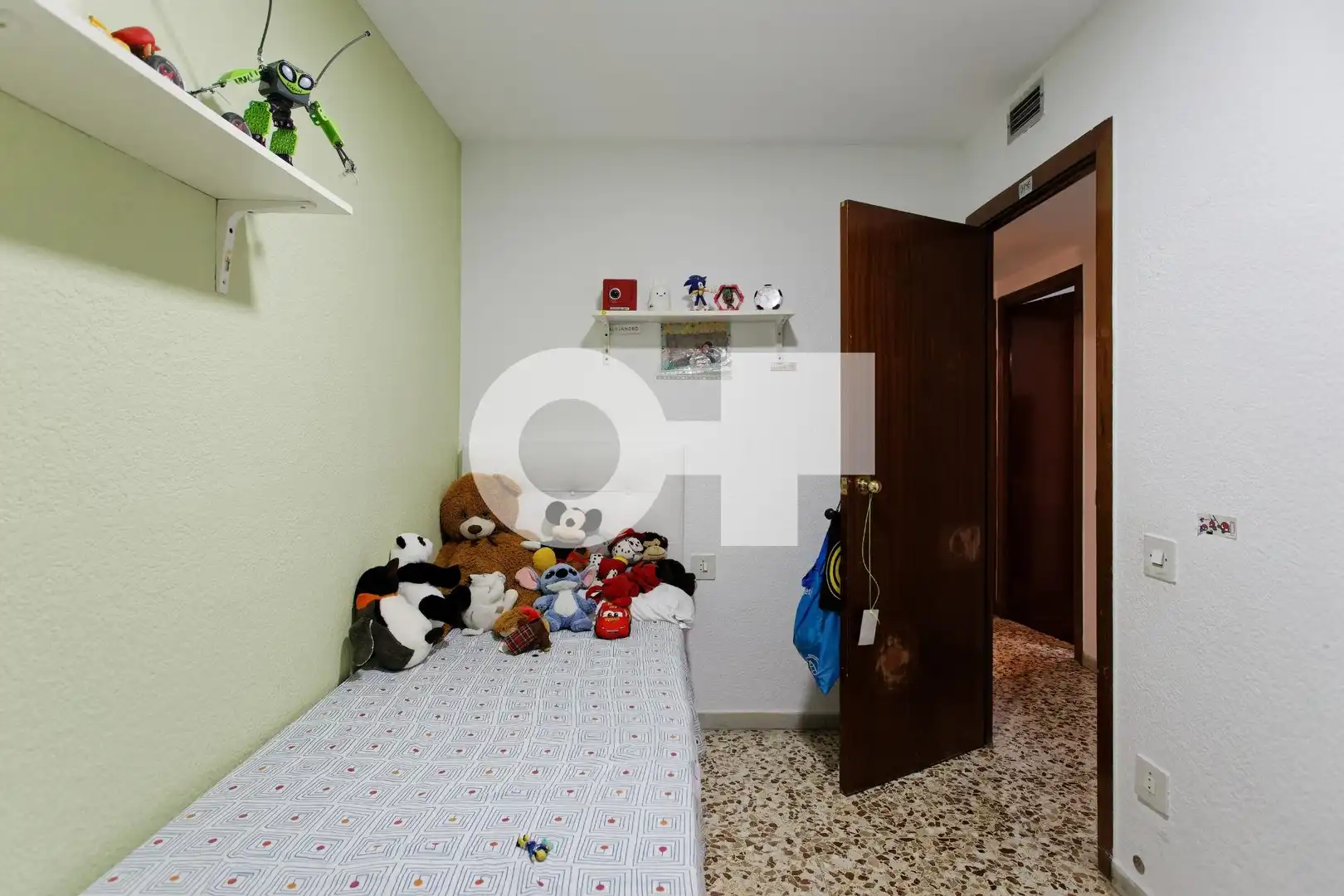 Dormitori de Apartament en venda en Cerdanyola del Vallès amb Aire condicionat, Calefacció i Terrassa