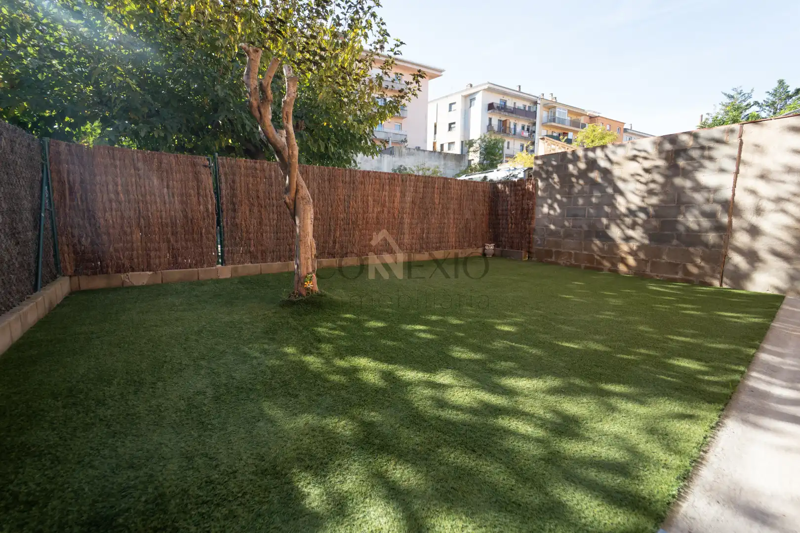 Garden of Ground floor for sale in Girona  with Air Conditioner, Heating and Private garden