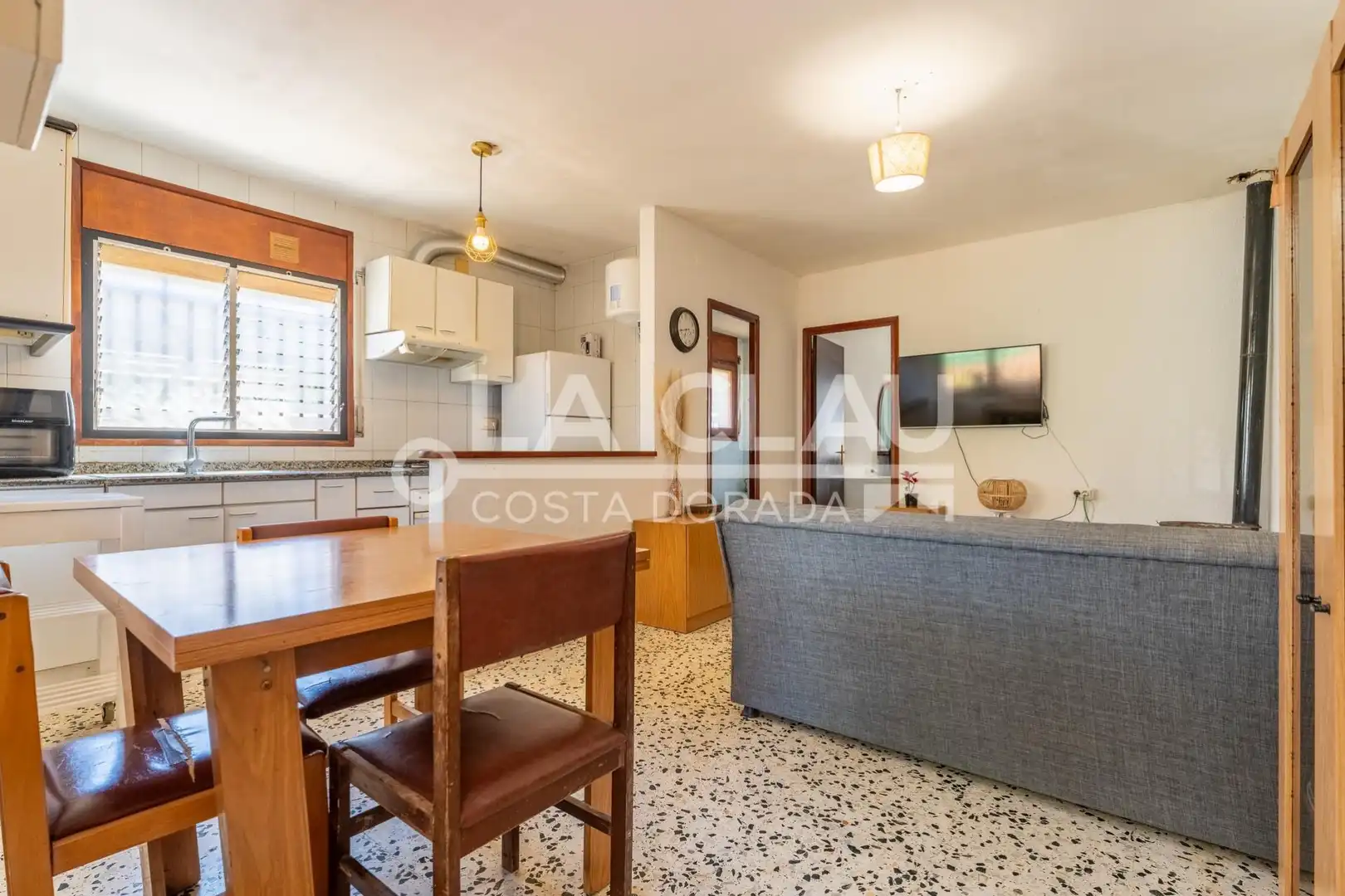 Cuina de Casa o xalet en venda en El Vendrell amb Calefacció, Jardí privat i Terrassa