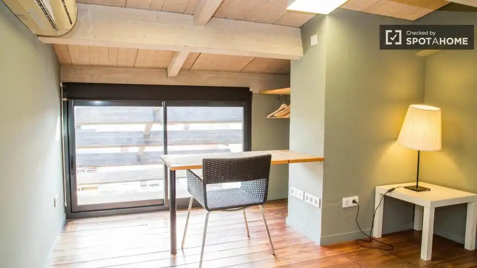 Habitació a Sant Gervasi- Galvany