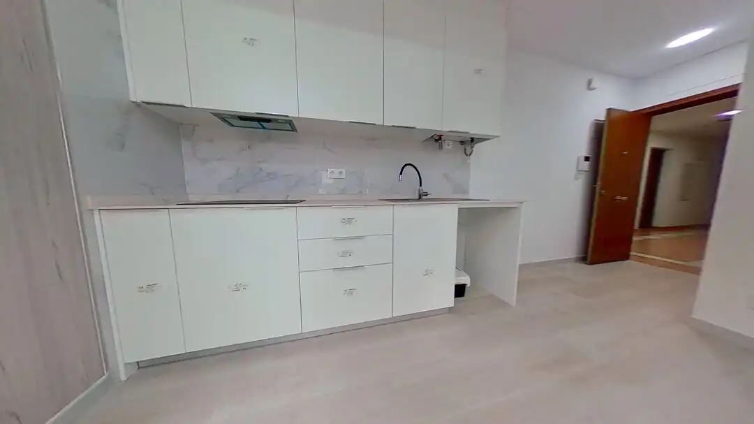 Wohnung zur Miete in Carrer Girona, imagen 5