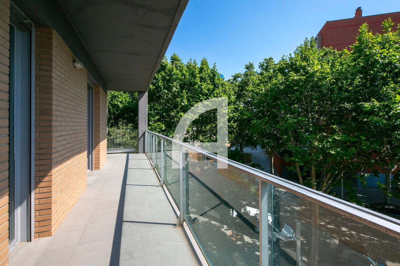 Terrace of Flat to rent in L'Hospitalet de Llobregat  with Air Conditioner, Heating and Parquet flooring