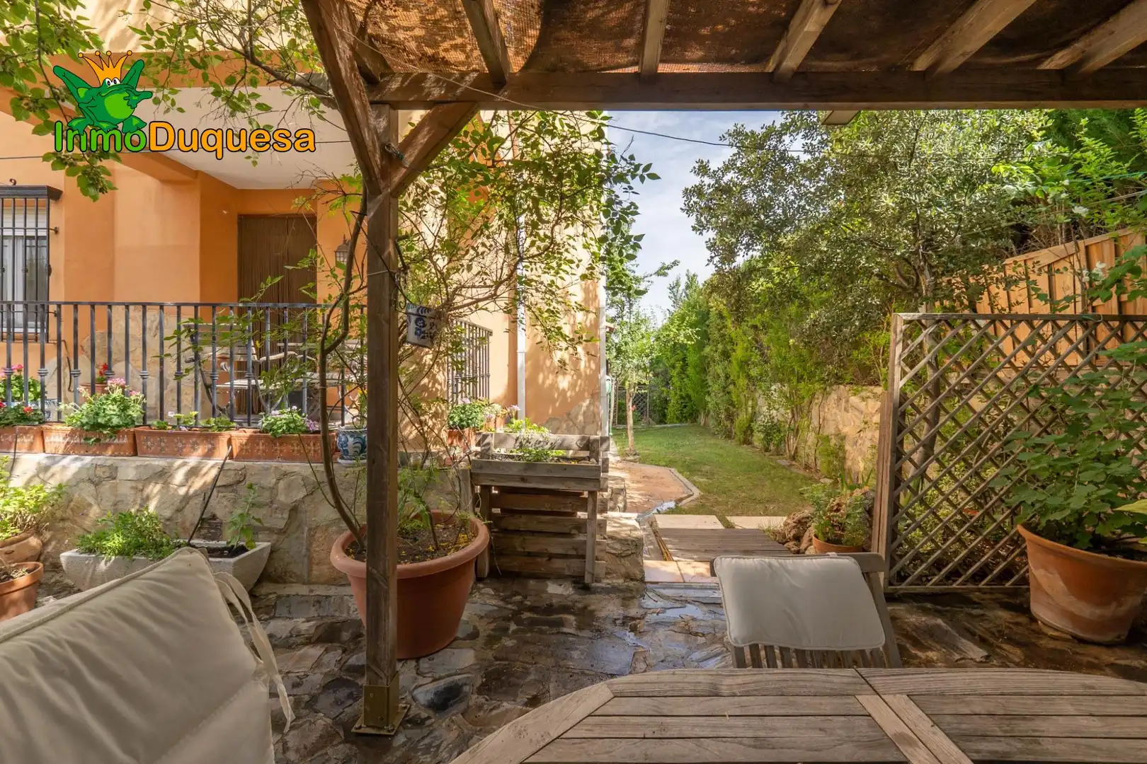 Terrassa de Casa o xalet en venda en La Zubia amb Calefacció, Jardí privat i Terrassa