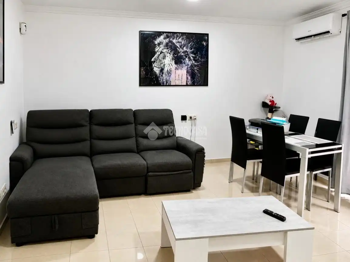 Semi-detached house to rent in Centro