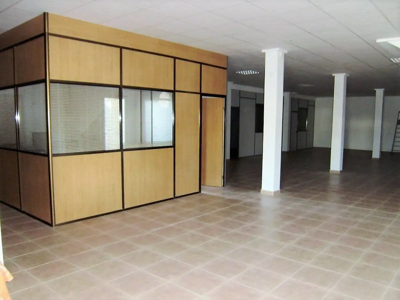 Chalet con piscina en venta en Urbanizaciones, imagen 54