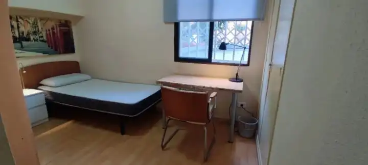 Bedroom of Flat for sale in Valencia  with Heating, Terrace and Furnished