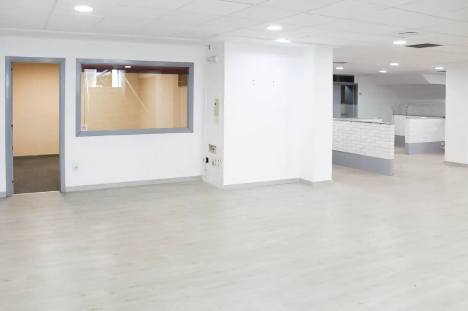 Business premises for sale in Puerto de Sagunto - Calle Vicente Andres Estelles, imagen 5