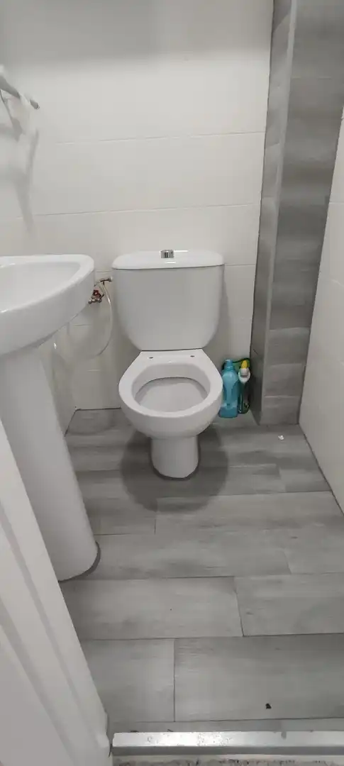 Badezimmer von Geschaftsraum zur Miete in Florida - Ciudad de Asís