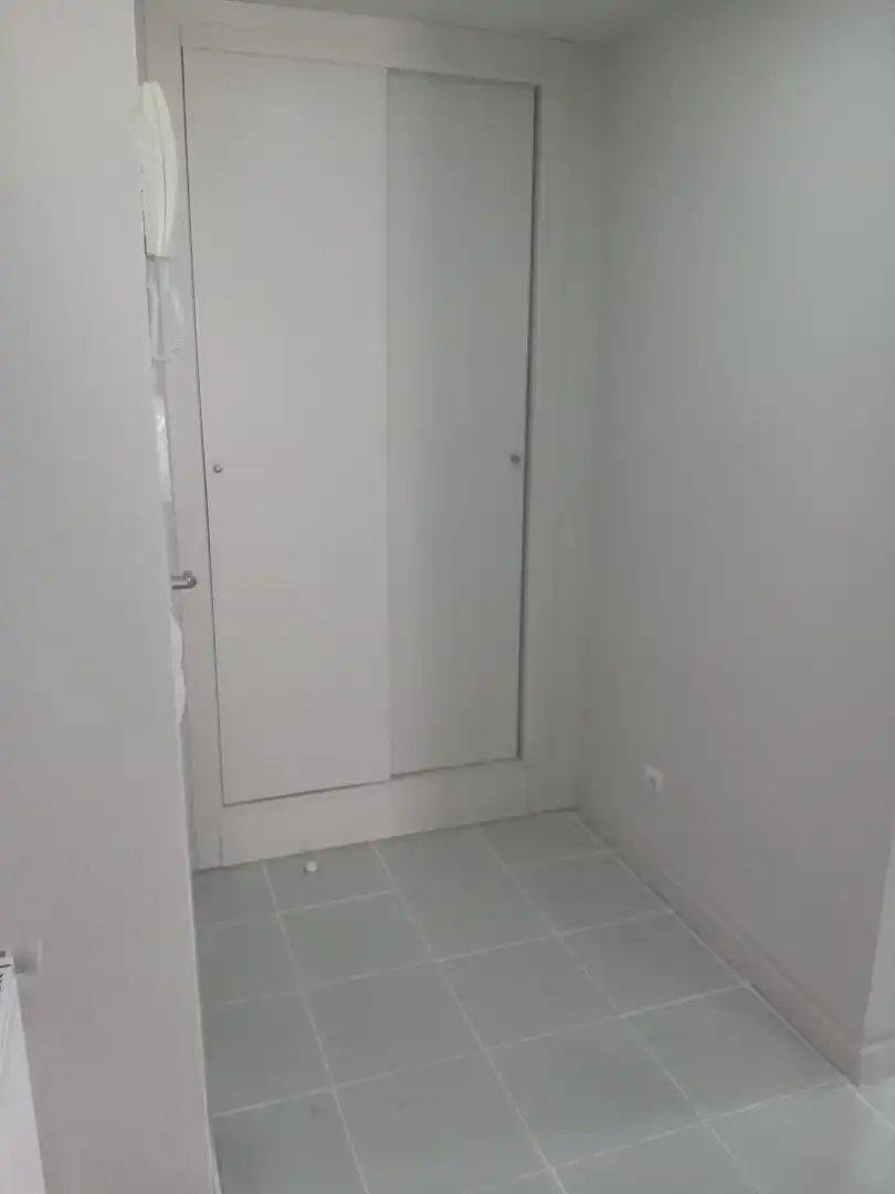 Bathroom of Flat for sale in Madrid