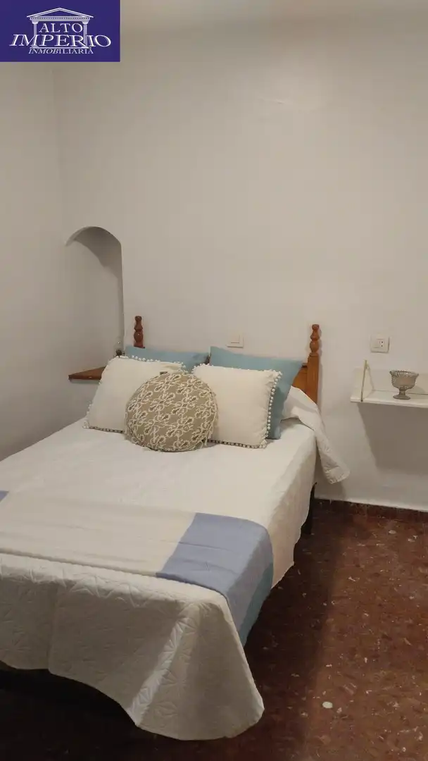 Habitación de Casa o chalet de alquiler en Granada