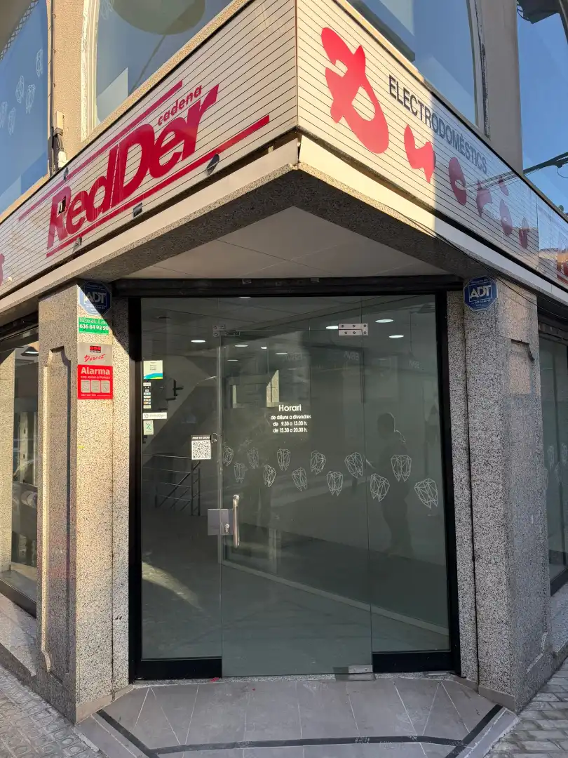 Local commercial à louer à Carrer Sant Josep, imagen 3