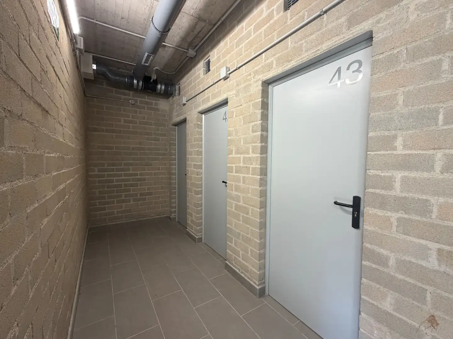 Flat for rent in Tiana  with Air Conditioner, Heating and Parquet flooring