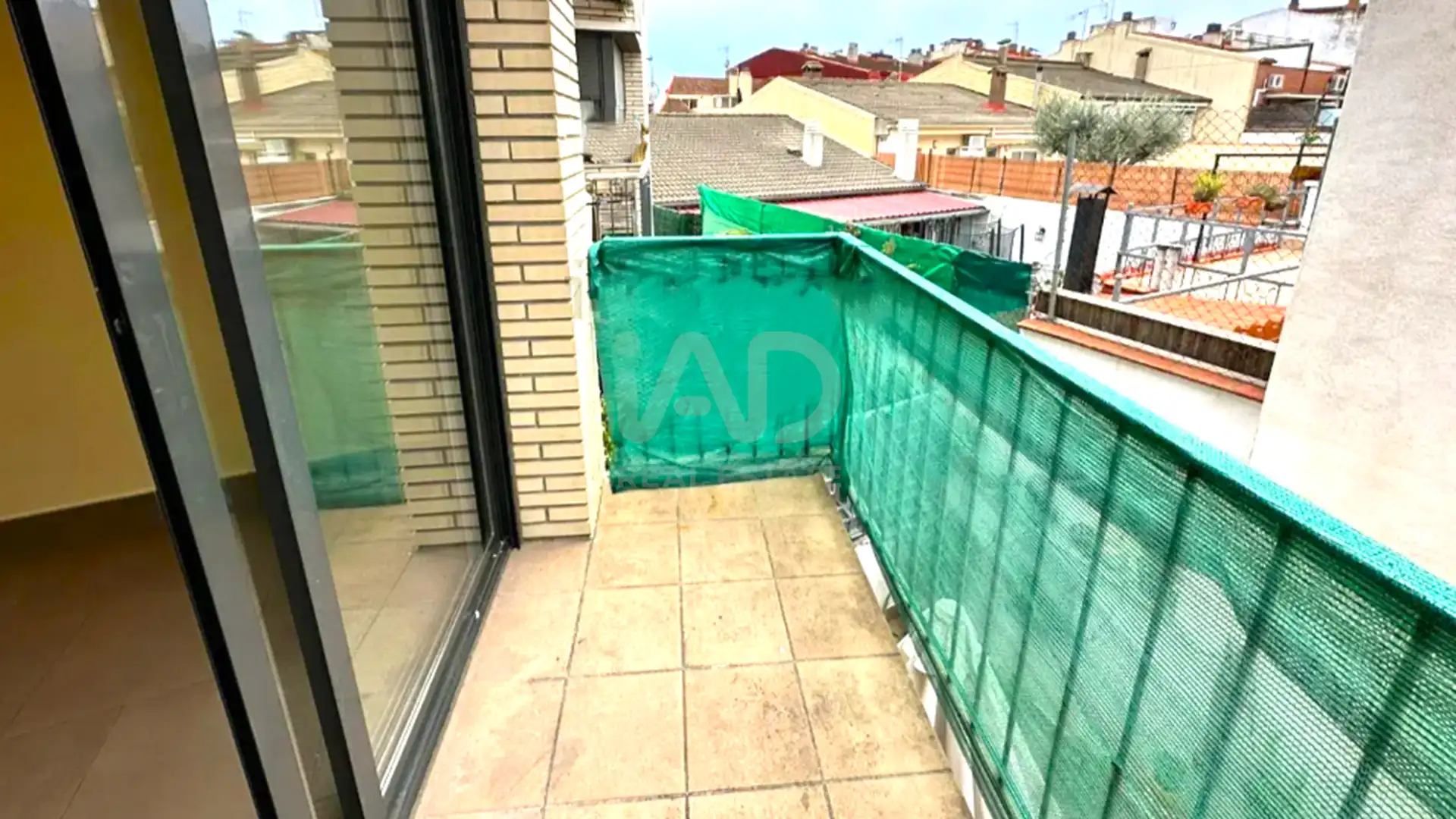 Terraza de Ático en venta en Rubí con Calefacción y Terraza