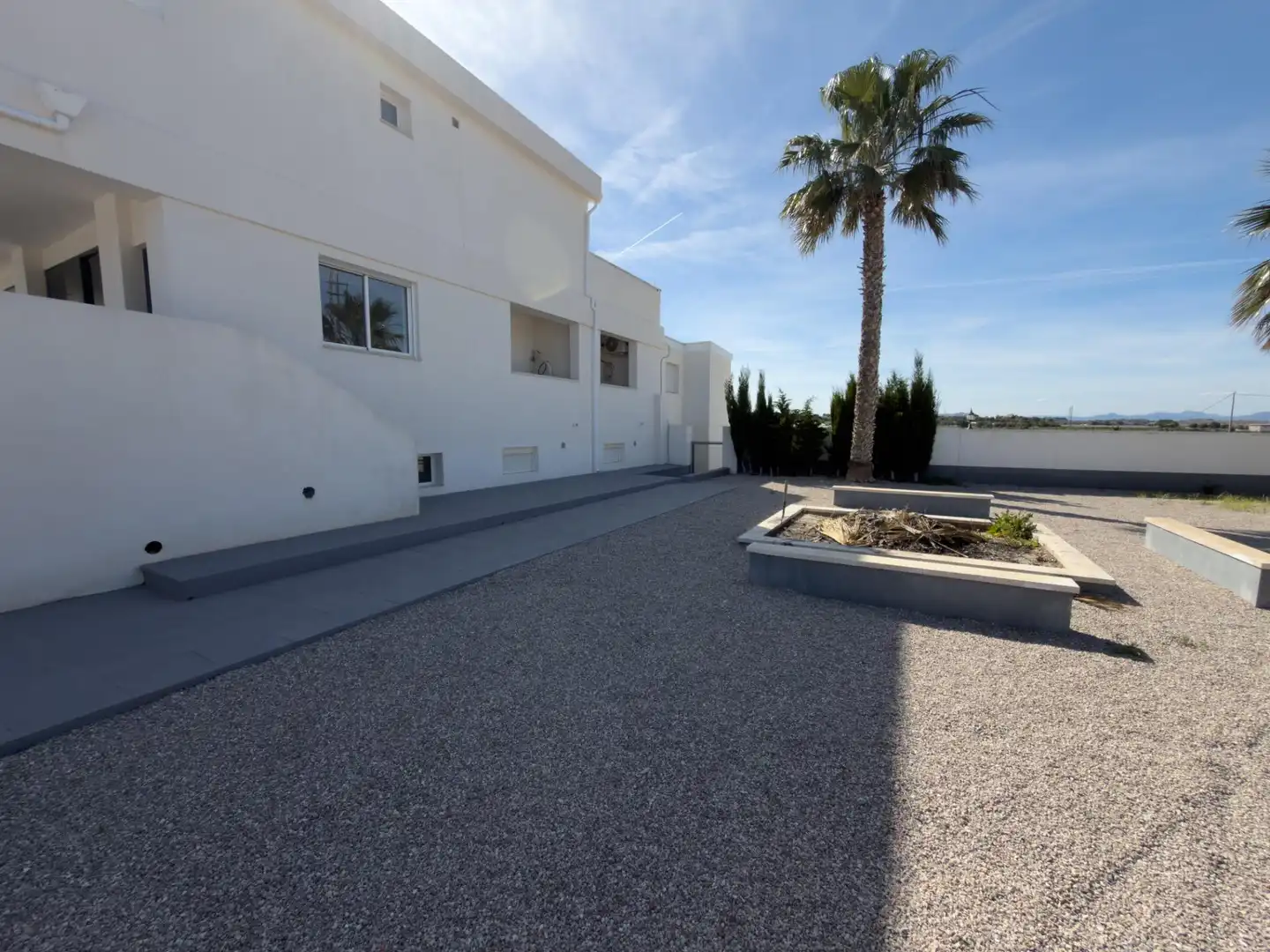 Vista exterior de Casa o xalet en venda en Los Montesinos amb Aire condicionat, Calefacció i Jardí privat