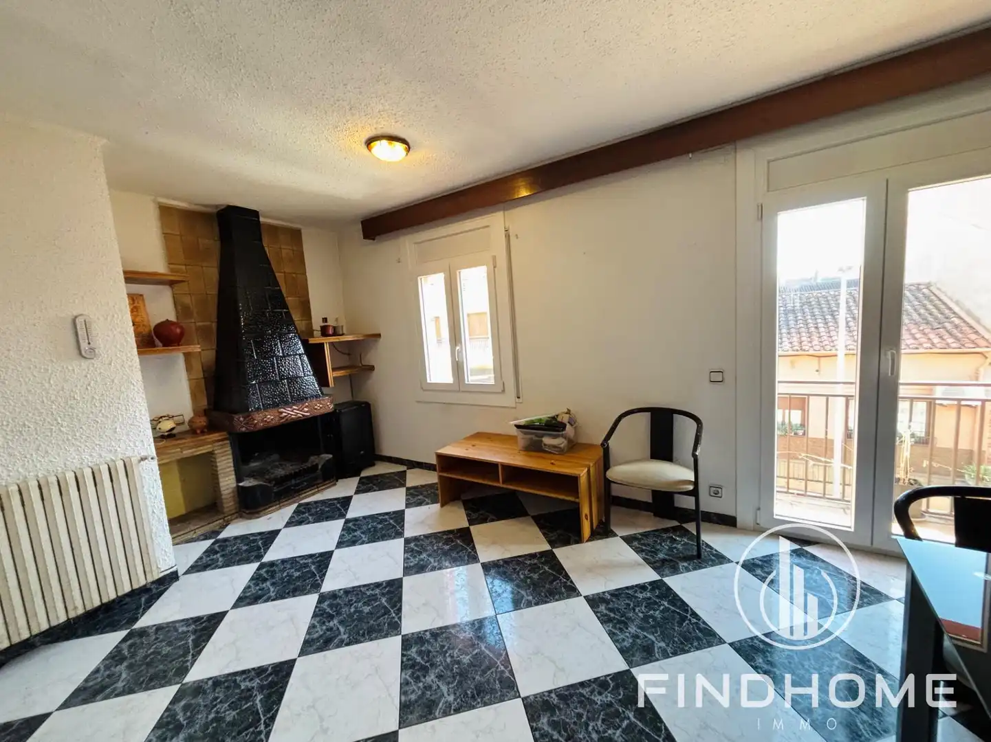 Sala d'estar de Casa o xalet en venda en Olot amb Aire condicionat, Calefacció i Terrassa