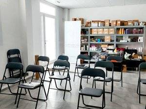 Local comercial en Alquiler en Pinseque