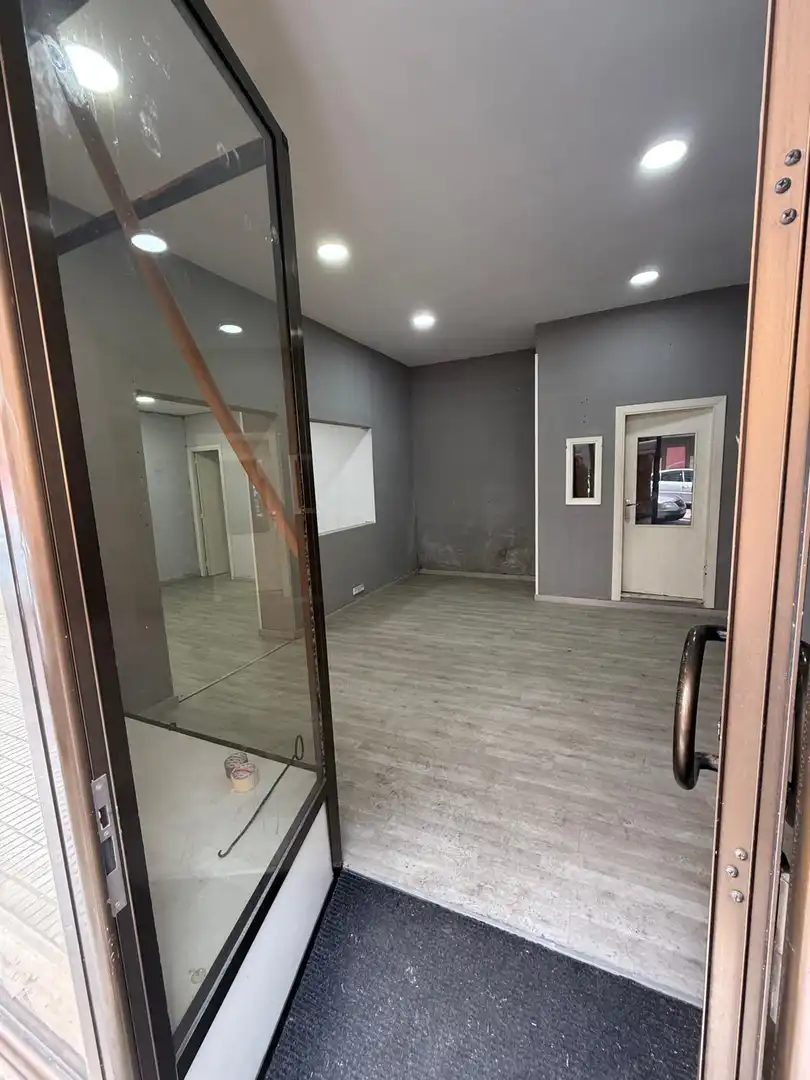 Local comercial en venta en Sama, imagen 7
