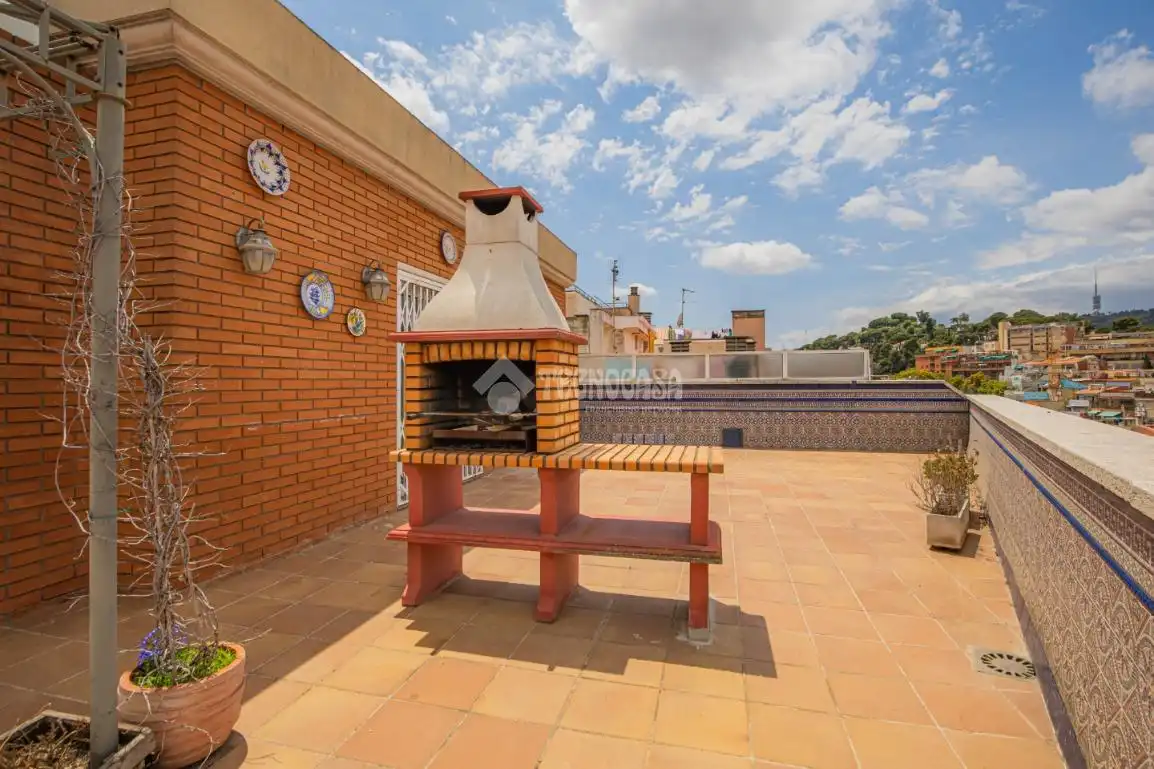 Terraza de Piso en venta en Barcelona con Calefacción y Parquet