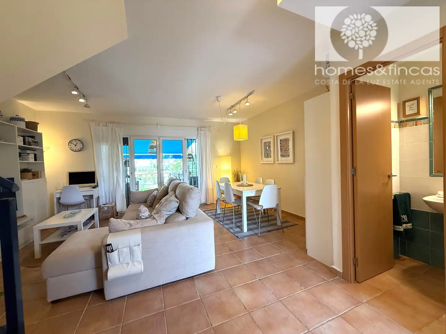 Living room of Houses for sale in Ayamonte  with Air Conditioner, Terrace and Furnished