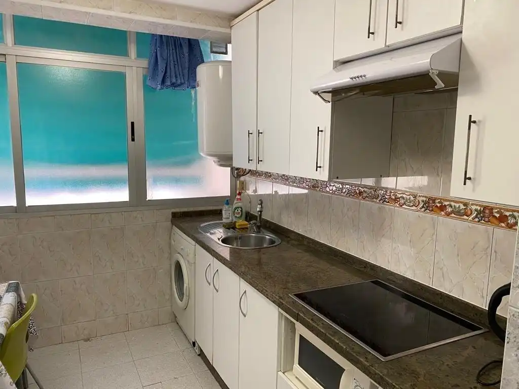 Apartament amb terrassa en venda a Plaza Plaza Orán, imagen 2