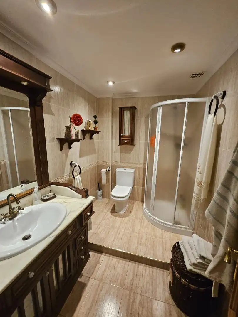 Bathroom of Attic for sale in Guijuelo  with Heating, Terrace and Furnished