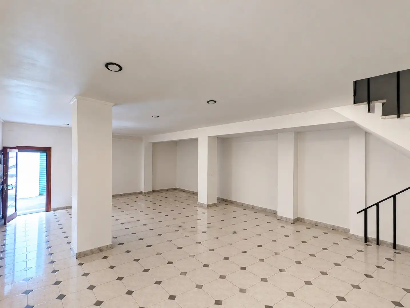 Commercial properties for sale in Campillos, Málaga