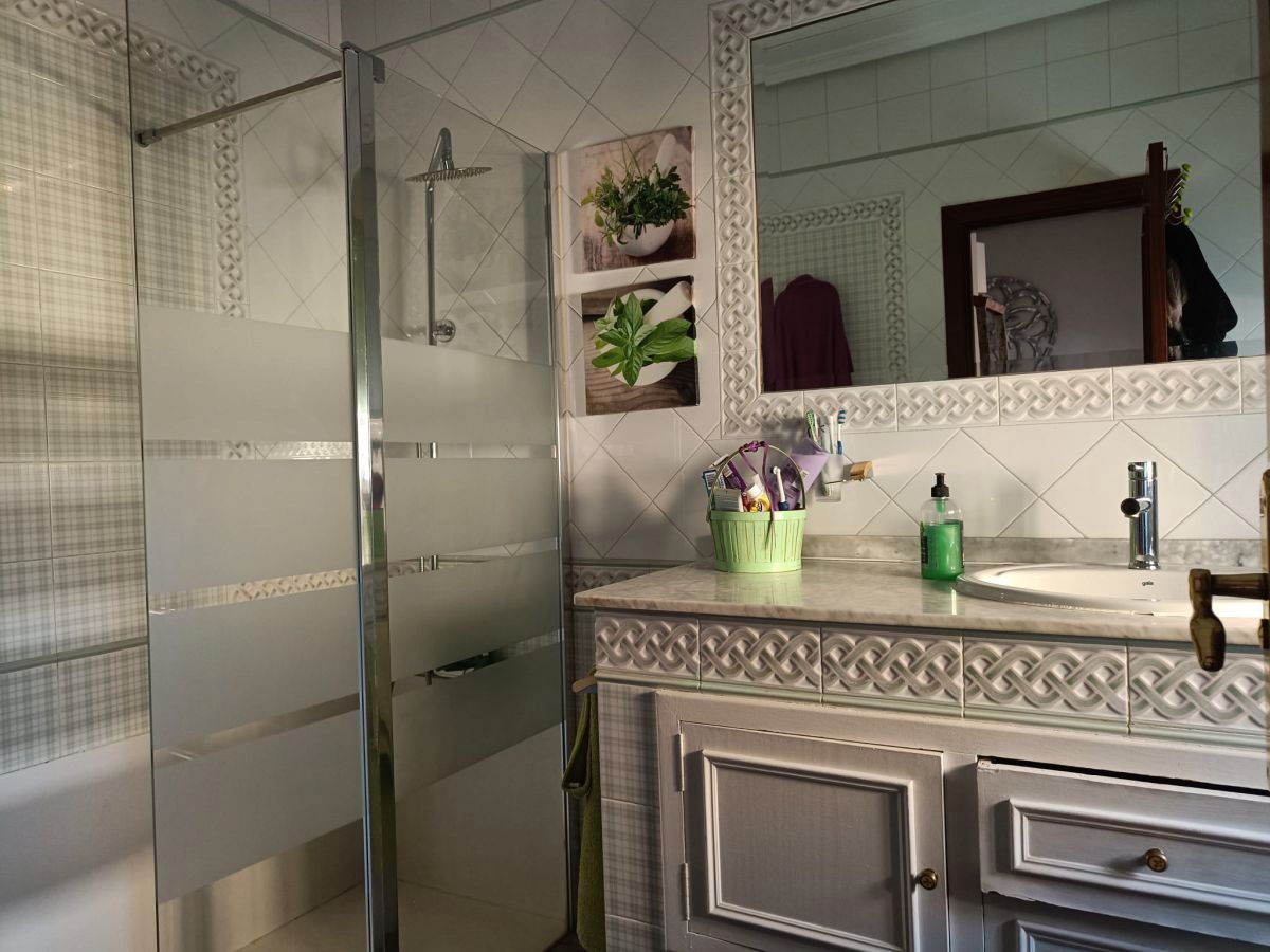 Bathroom of House or chalet to rent in Almendralejo  with Air Conditioner, Heating and Terrace