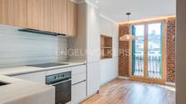 Kitchen of Apartment for sale in  Barcelona Capital  with Air Conditioner, Heating and Parquet flooring