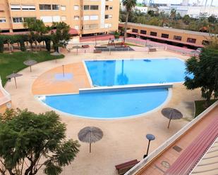 Piscina de Pis de lloguer en Alicante / Alacant amb Aire condicionat, Jardí privat i Terrassa