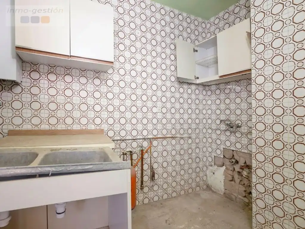 Cuina de Edifici en venda en Córdoba