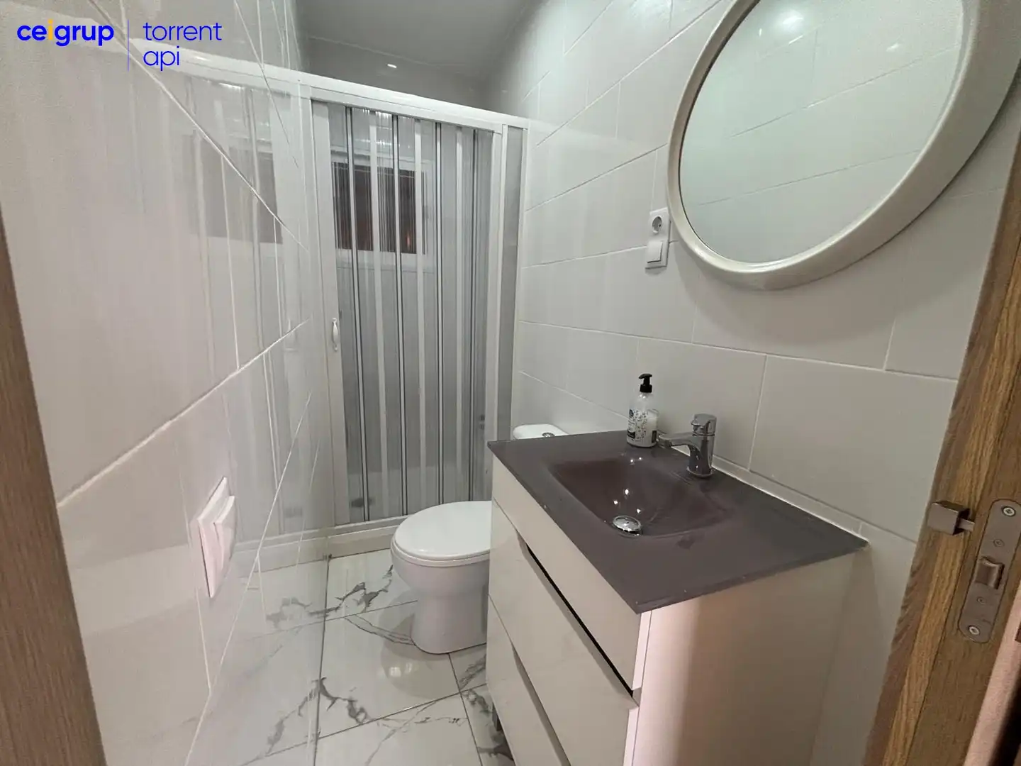 Badezimmer von Wohnung zum Verkauf in L'Estartit mit Terrasse