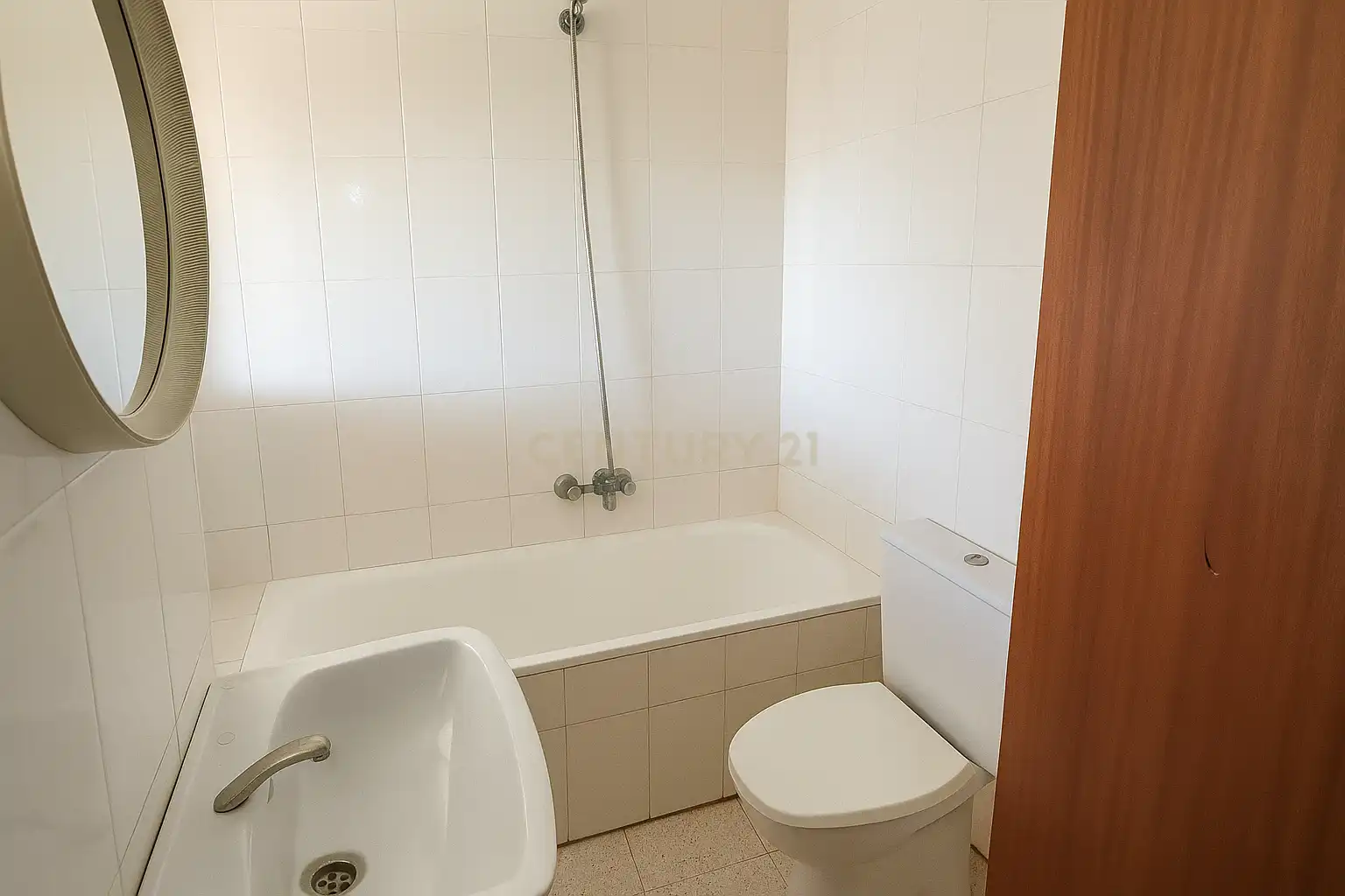 Bany de Casa o xalet en venda en Cáceres amb Jardí privat i Piscina