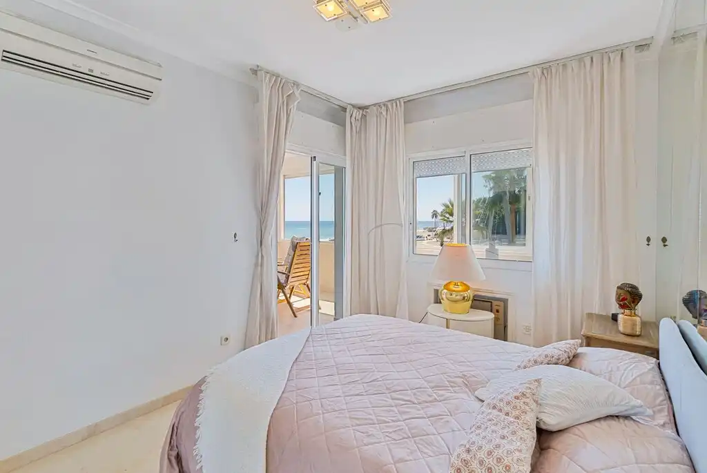 Apartamento con piscina en venta en Castillo Sohail - Myramar, imagen 16