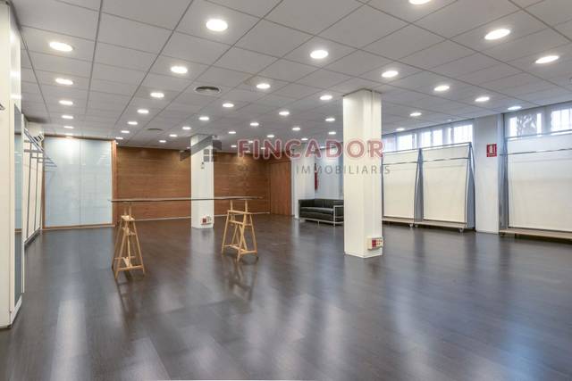 Oficina en Venta en Carrer del Comte Borrell en La Nova Esquerra de l'Eixample