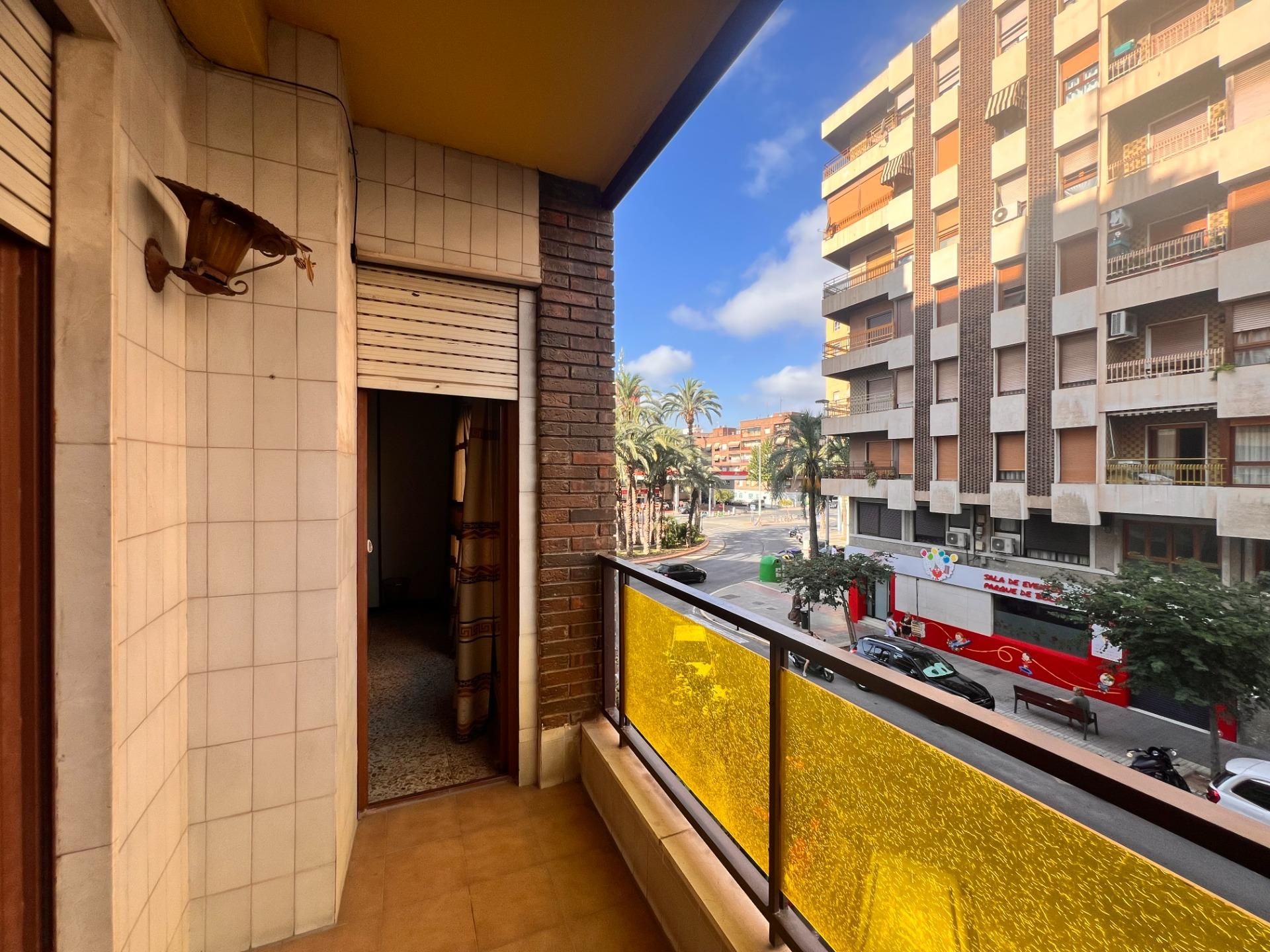 Piso en venta en Reina Victoria - Miguel Hernández, Elche ciudad