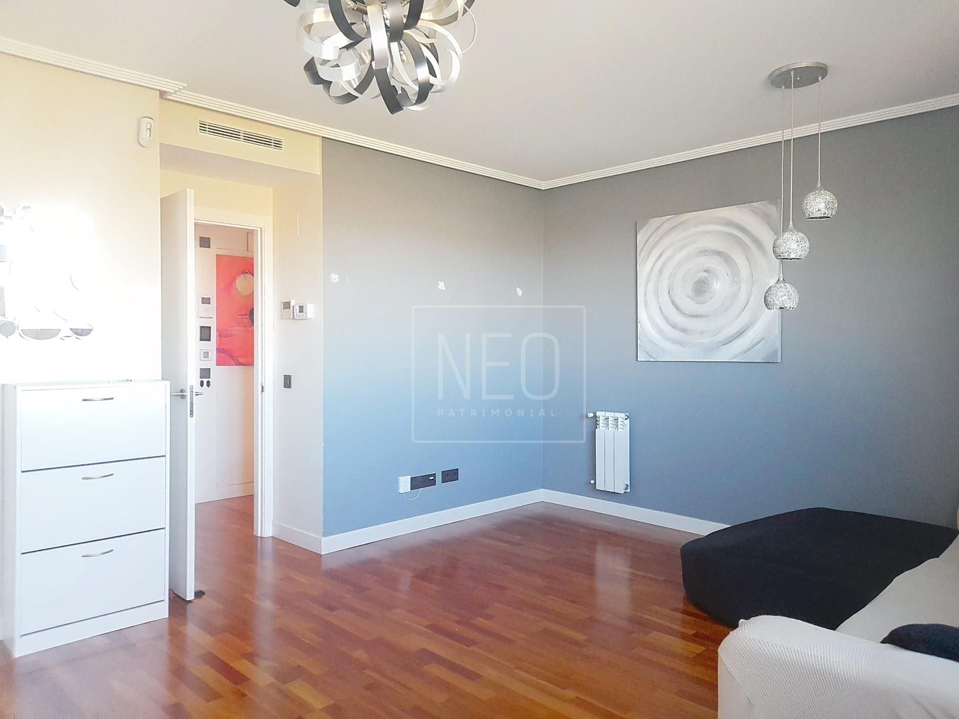 Living room of Flat for sale in  Madrid Capital  with Air Conditioner, Heating and Private garden