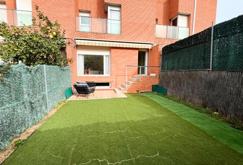 Photo 1 of Single-family semi-detached for sale in Avinguda D'antoni Gaudí, Torrent Ballester, Barcelona