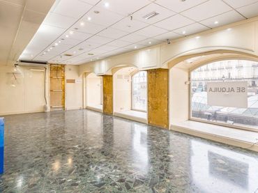 Local comercial de lloguer a Prta del Sol