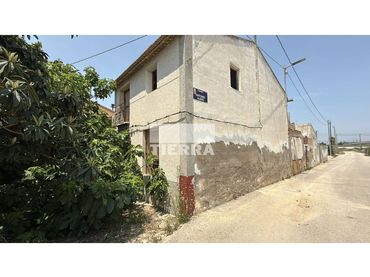 Casa en venda a Travesia Reguerón