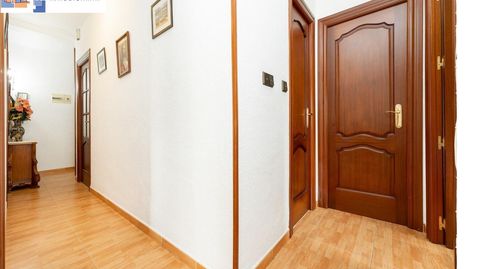Foto 2 de Piso en venta en Cervantes, Granada Capital
