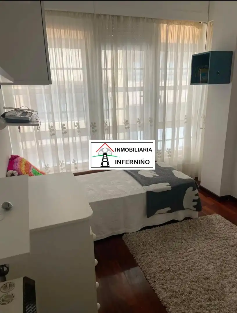 Habitación de Piso de alquiler en Ferrol con Calefacción
