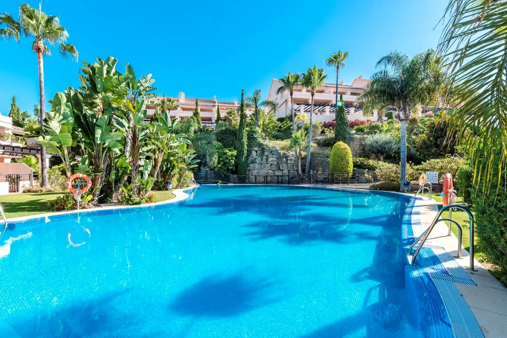 Apartament amb terrassa en venda a Nueva Andalucía, imagen 68