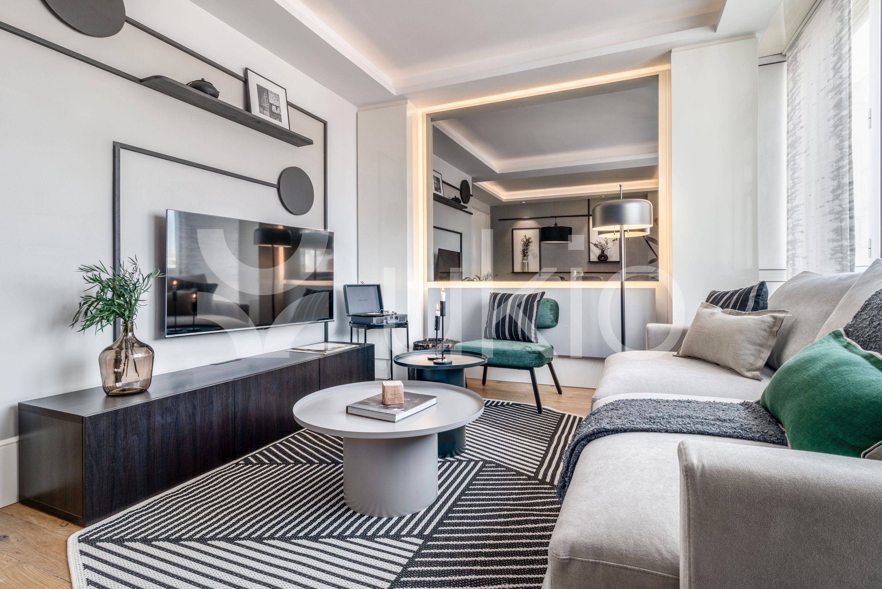 Living room of Duplex to rent in  Madrid Capital  with Air Conditioner, Heating and Furnished