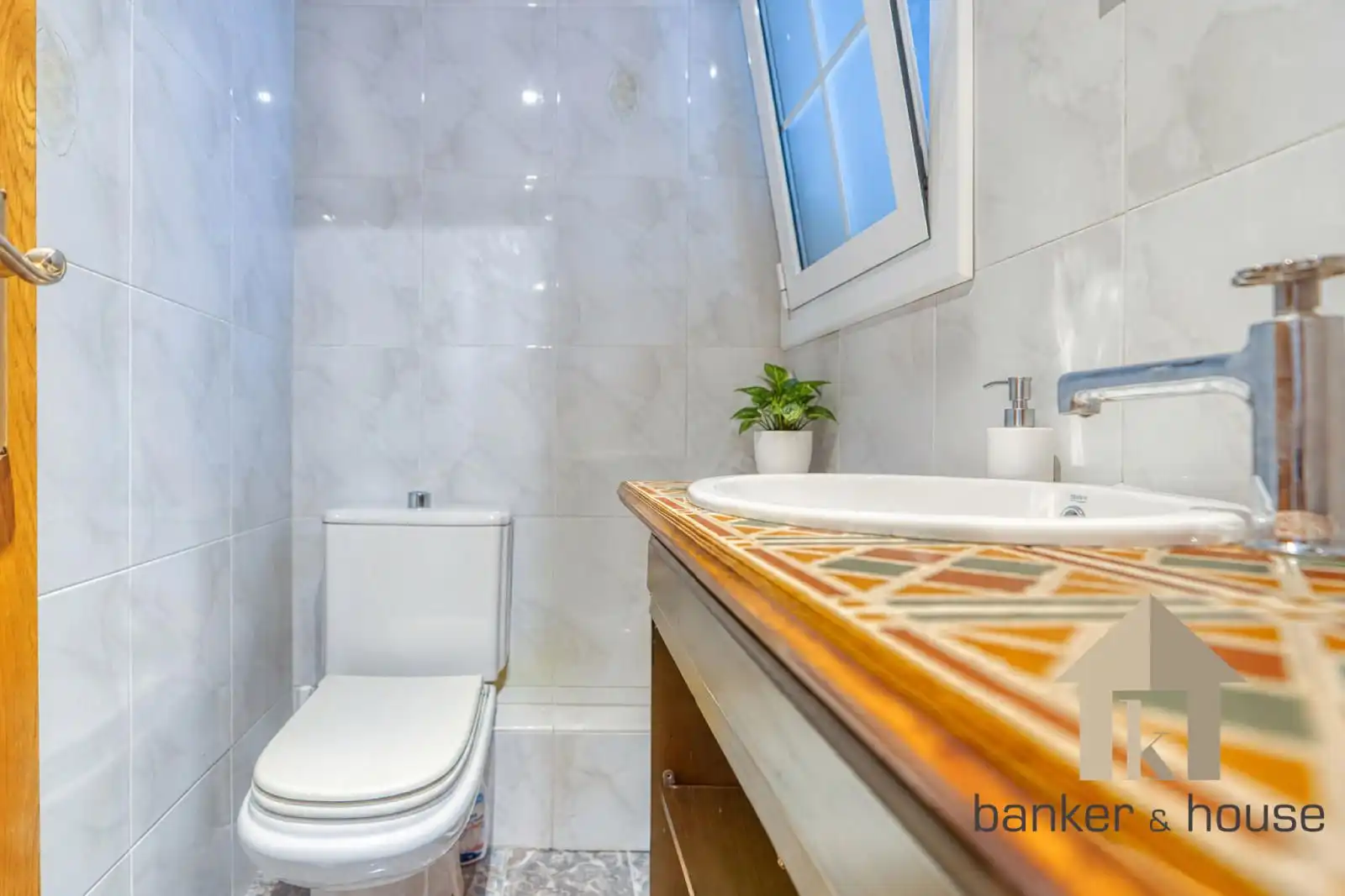 Baño de Piso en venta en Cerdanyola del Vallès con Aire acondicionado, Calefacción y Terraza