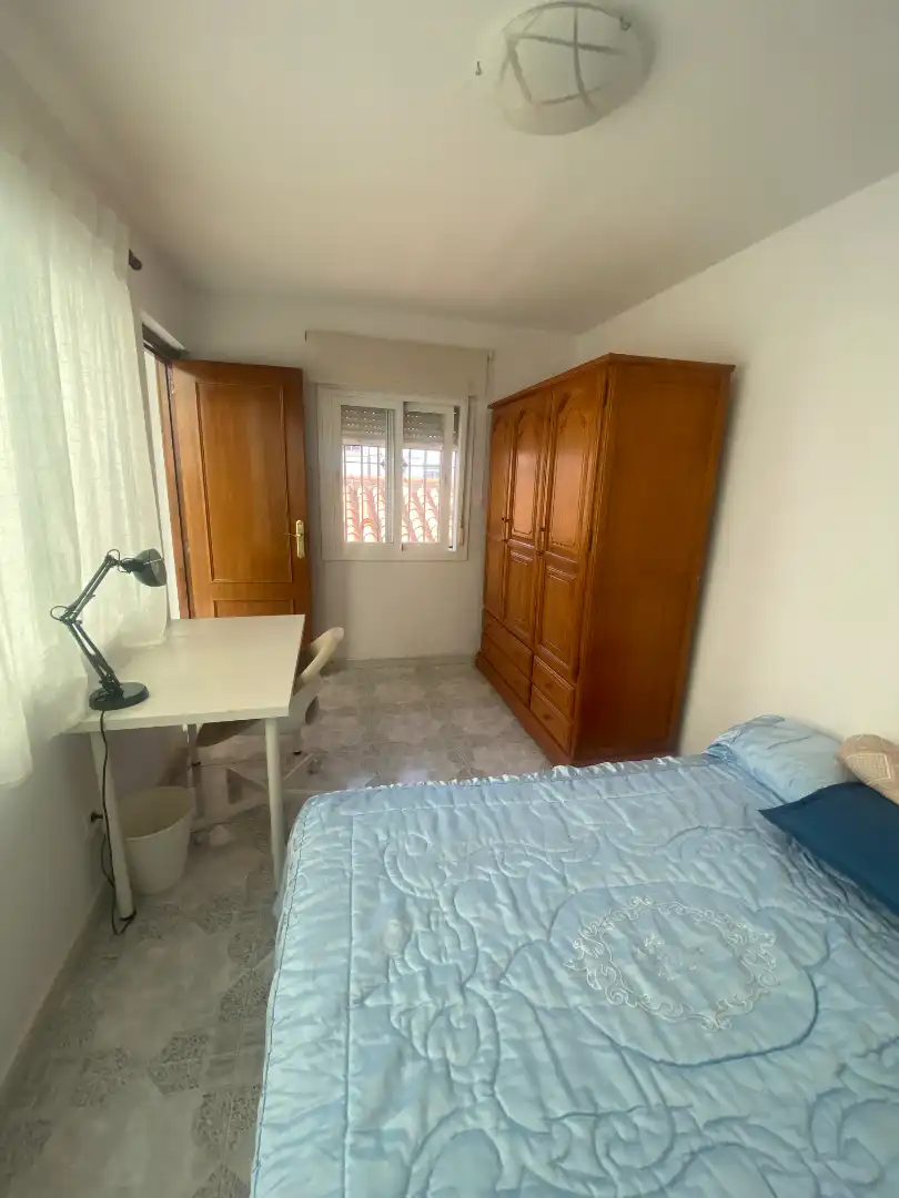Habitación de Casa o chalet de alquiler en Málaga con Aire acondicionado, Terraza y Amueblado